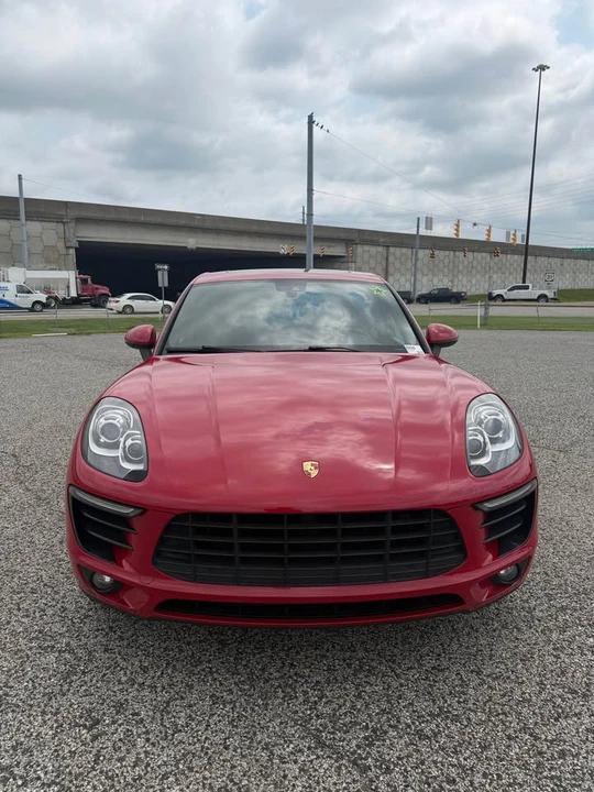 2018 Porsche Macan - Image 2 of 20