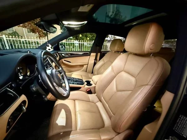 2018 Porsche Macan - Image 5 of 11