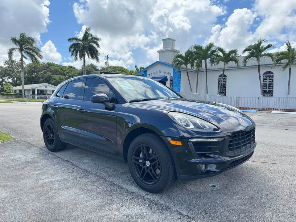 2018 Porsche Macan - Image 2 of 13
