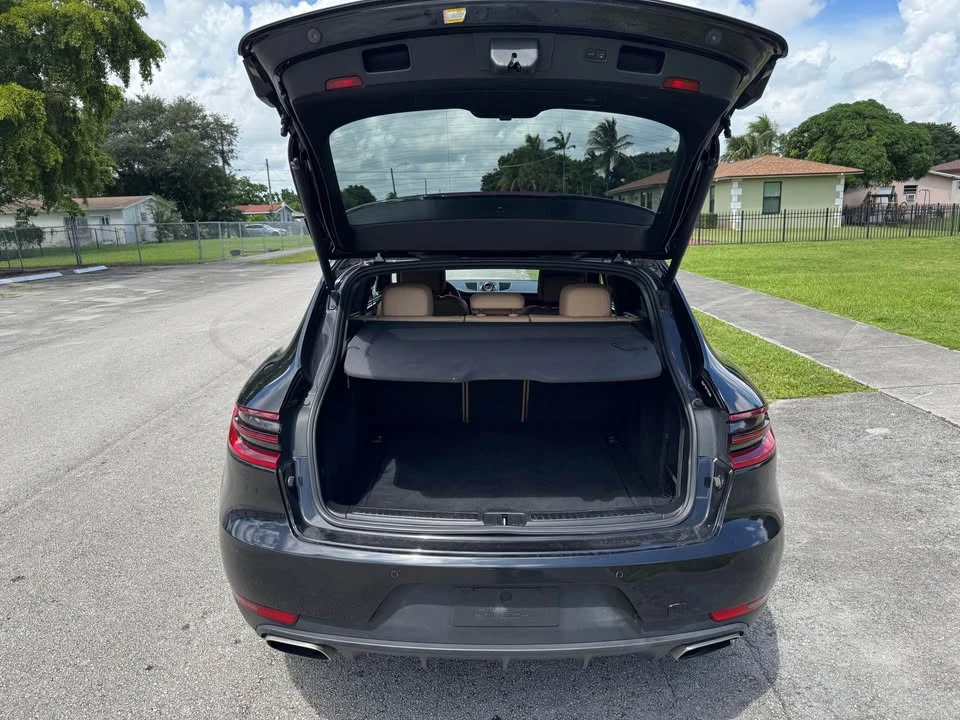 2018 Porsche Macan - Image 7 of 13