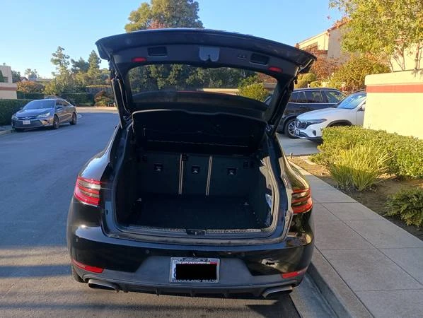 2018 Porsche Macan - Image 4 of 14