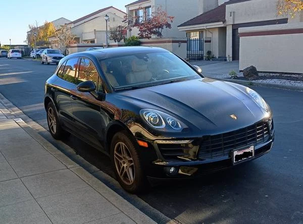 2018 Porsche Macan - Image 2 of 14