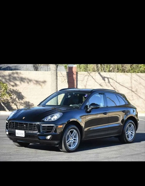 2018 Porsche Macan - Image 2 of 17