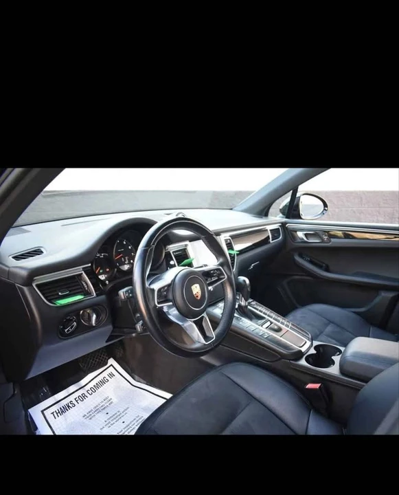 2018 Porsche Macan - Image 8 of 17