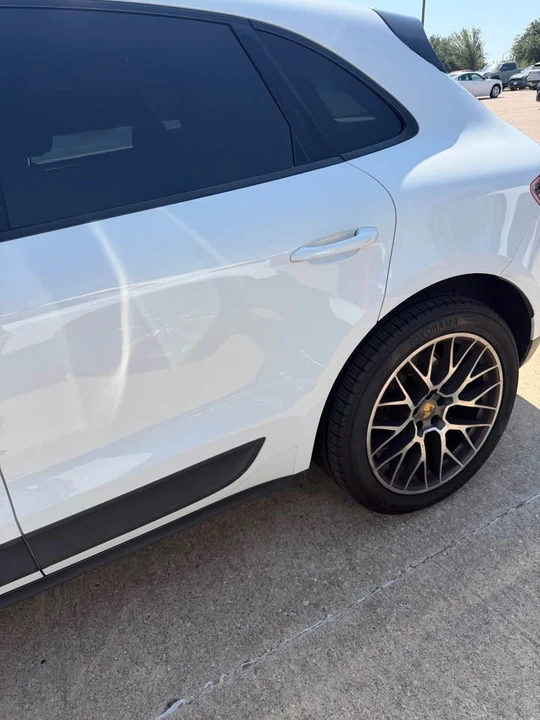 2018 Porsche Macan - Image 4 of 10