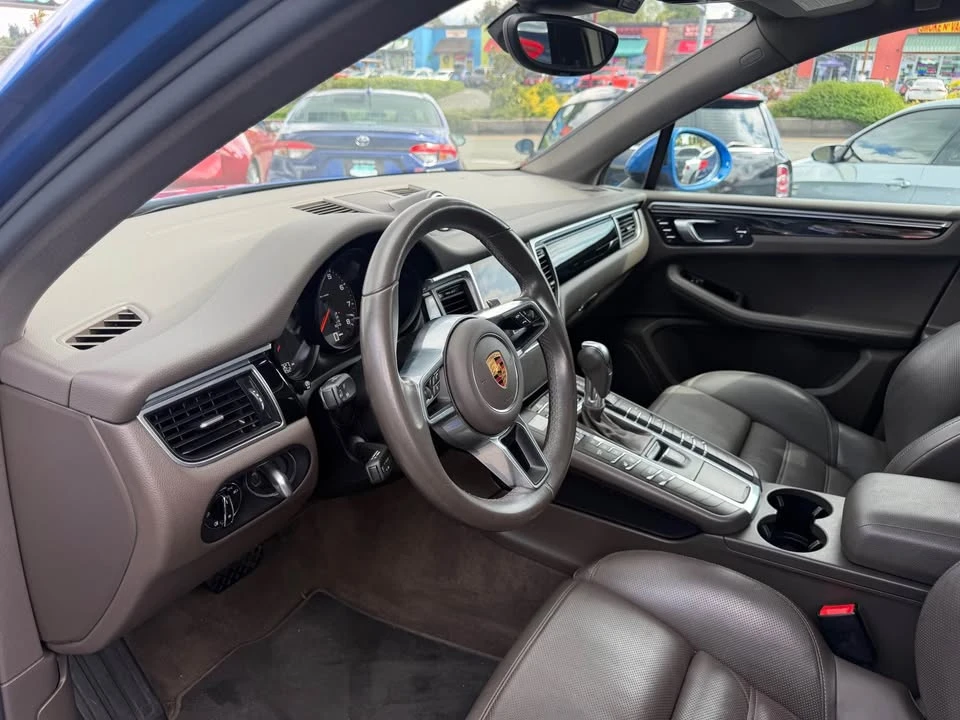 2018 Porsche Macan - Image 6 of 9