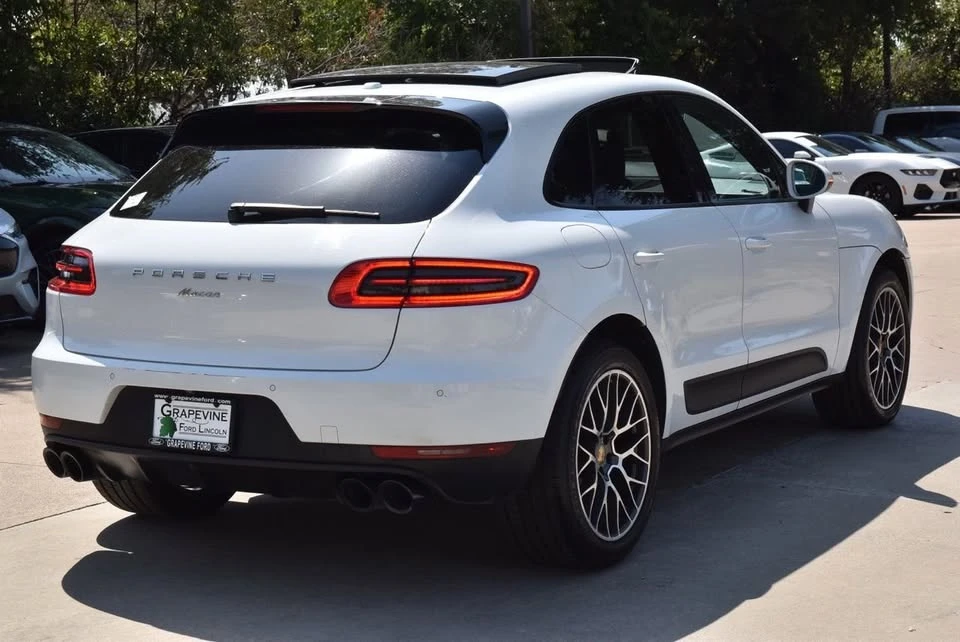 2018 Porsche Macan - Image 8 of 20