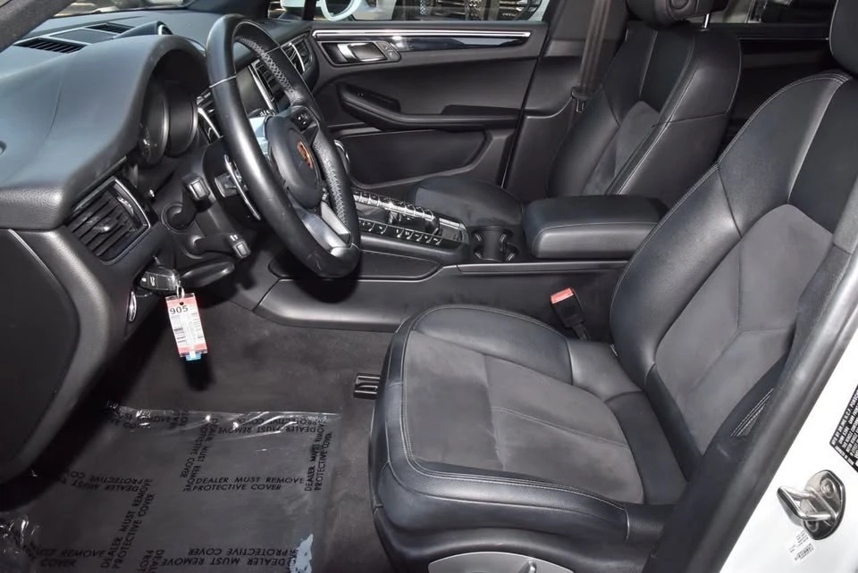 2018 Porsche Macan - Image 13 of 20
