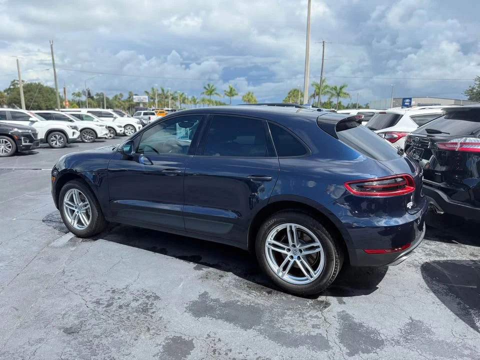 2018 Porsche Macan - Image 5 of 12