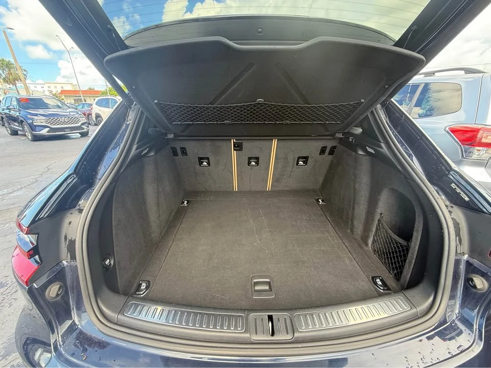 2018 Porsche Macan - Image 12 of 12