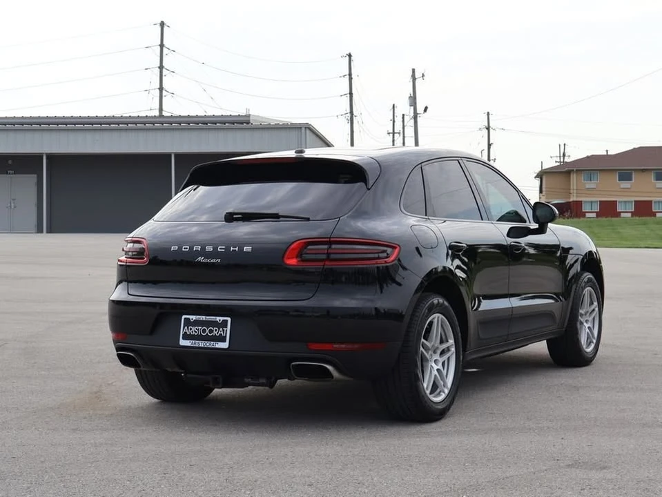 2018 Porsche Macan - Image 7 of 20