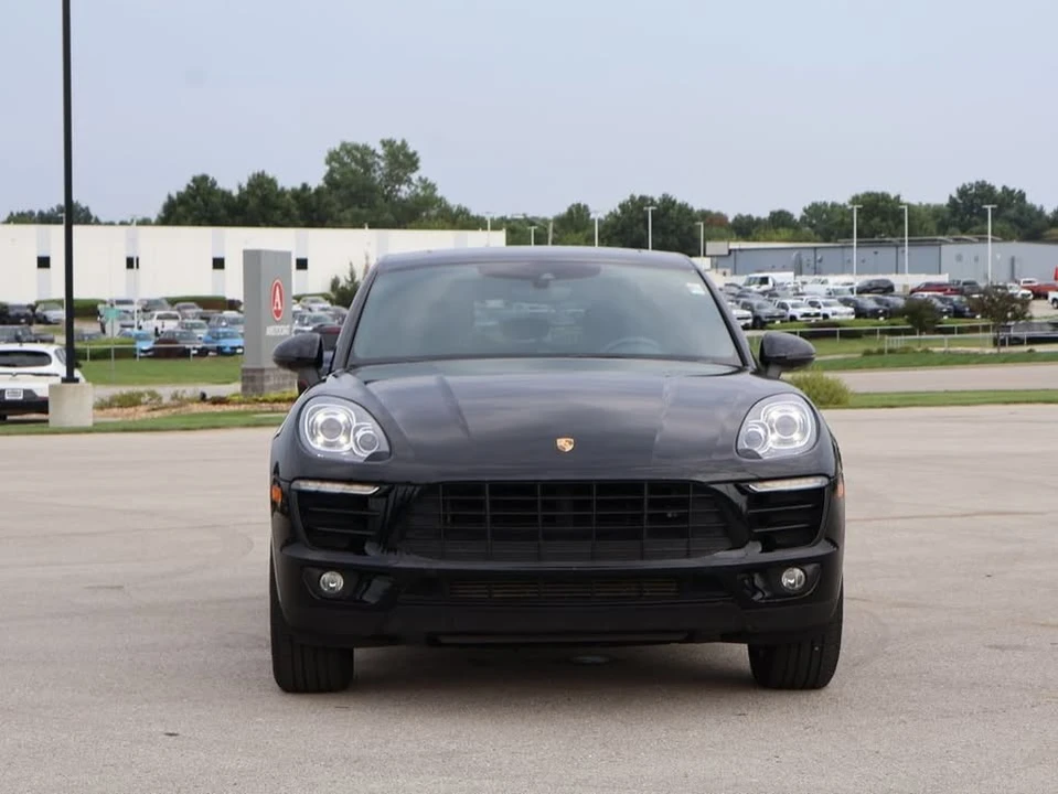2018 Porsche Macan - Image 2 of 20