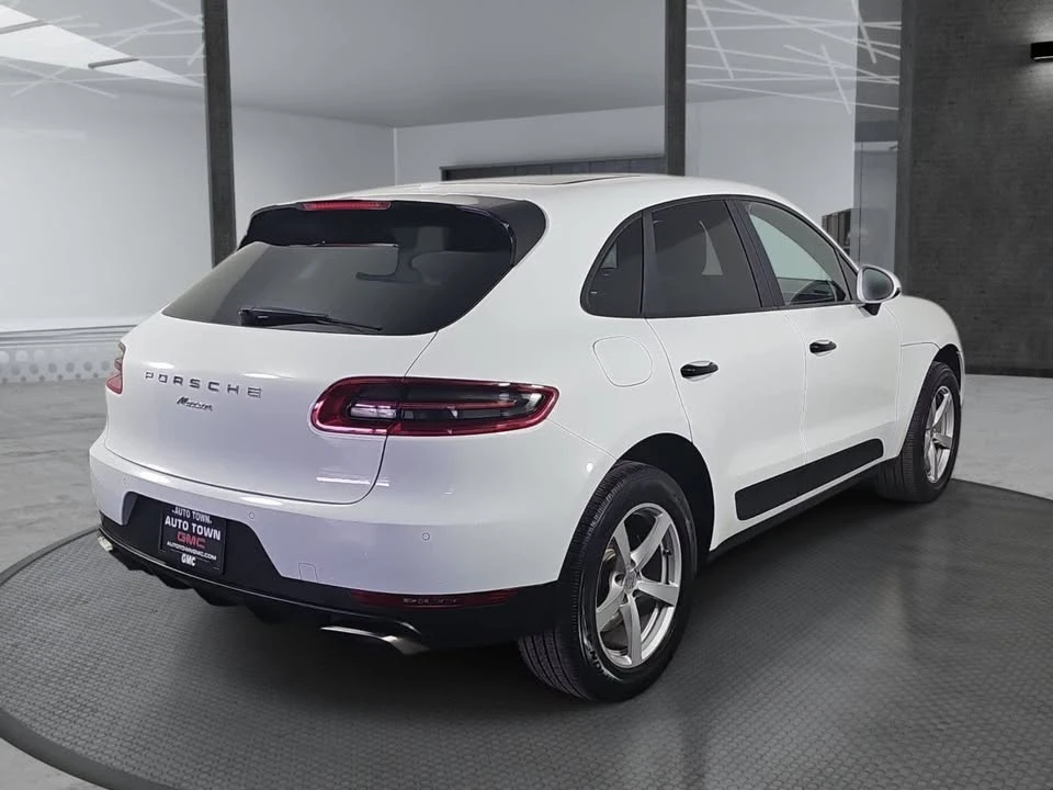 2018 Porsche Macan - Image 5 of 20