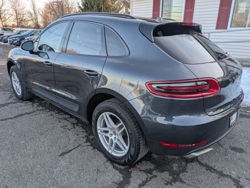 2018 Porsche Macan - Image 2 of 12