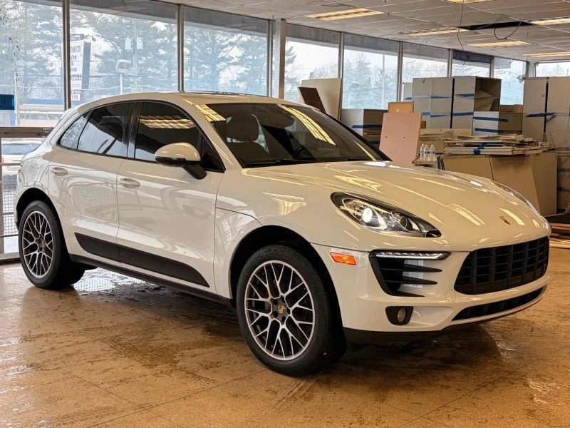 2018 Porsche Macan - Image 6 of 12