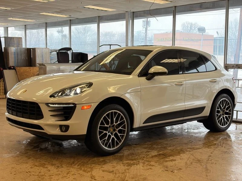 2018 Porsche Macan - Image 3 of 12