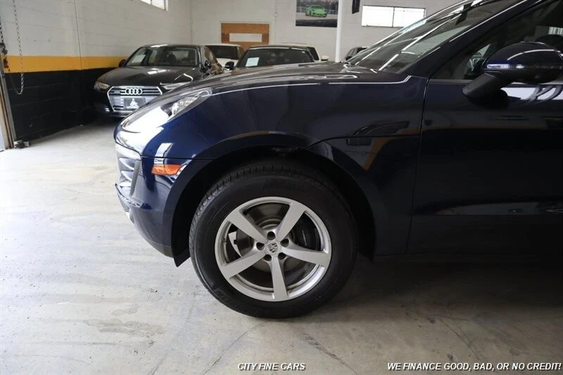 2018 Porsche Macan - Image 3 of 31