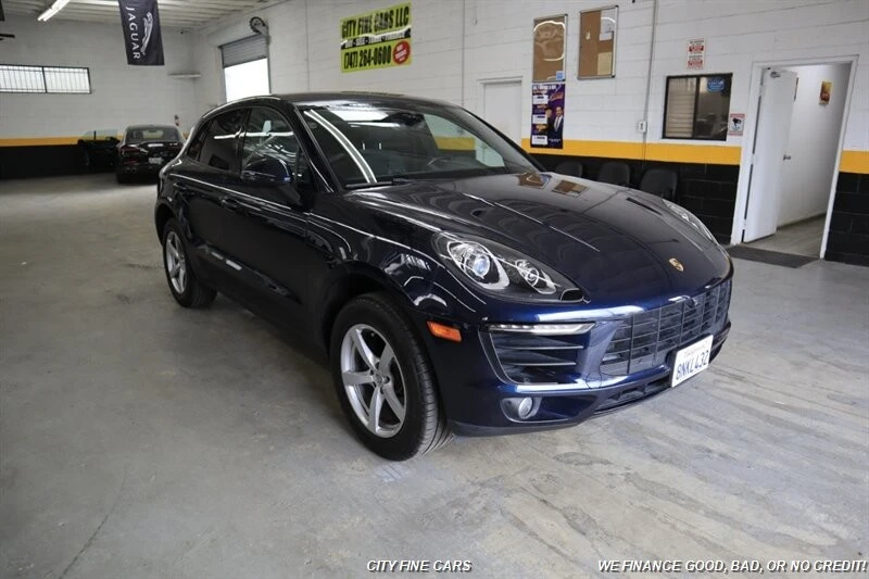2018 Porsche Macan - Image 13 of 31