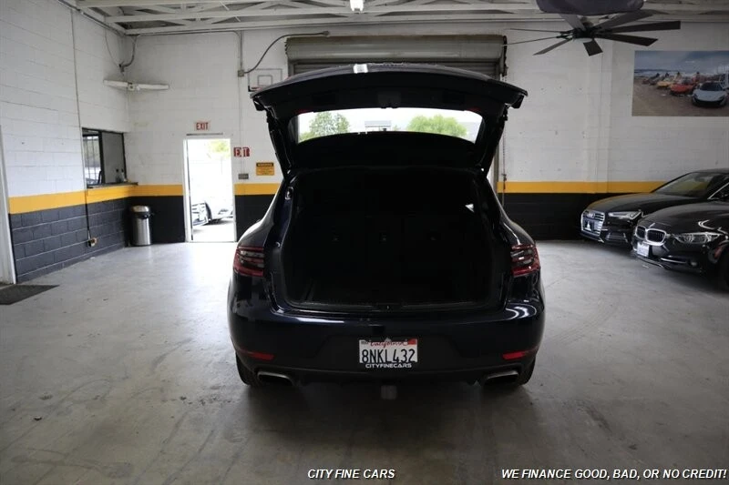 2018 Porsche Macan - Image 31 of 31