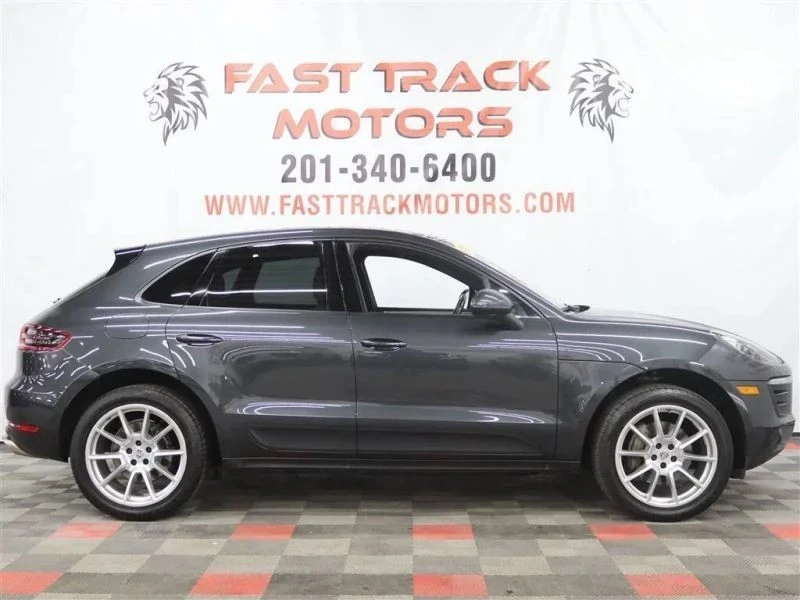 2018 Porsche Macan - Image 4 of 12