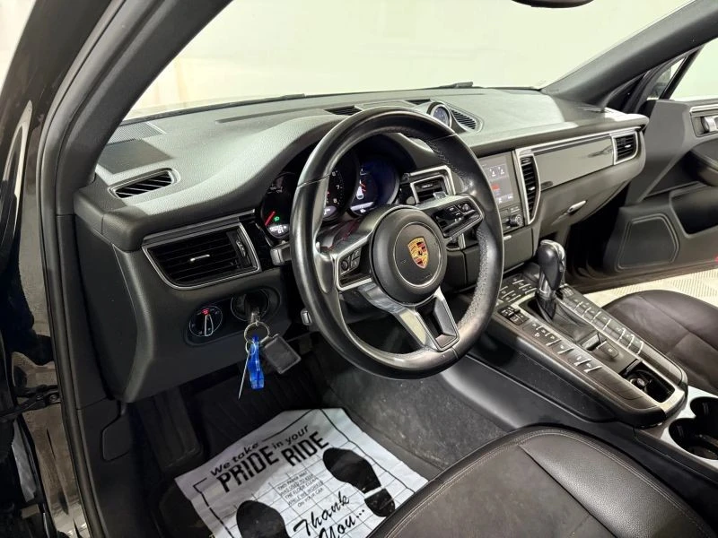 2018 Porsche Macan - Image 12 of 12