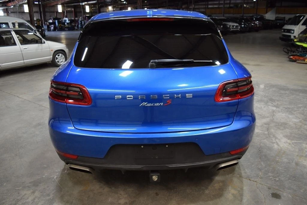 2018 Porsche Macan - Image 7 of 31