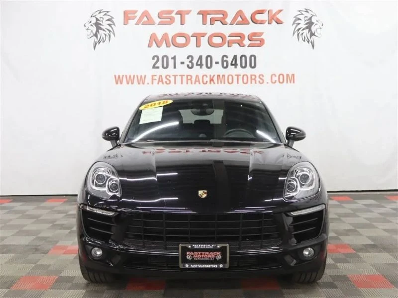 2018 Porsche Macan - Image 2 of 12