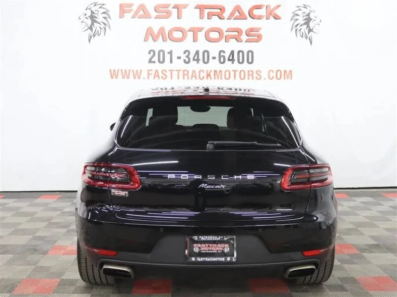 2018 Porsche Macan - Image 5 of 12