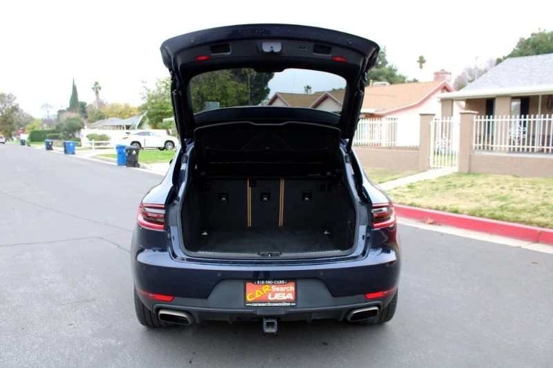 2018 Porsche Macan - Image 19 of 20
