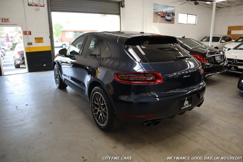 2018 Porsche Macan - Image 7 of 31