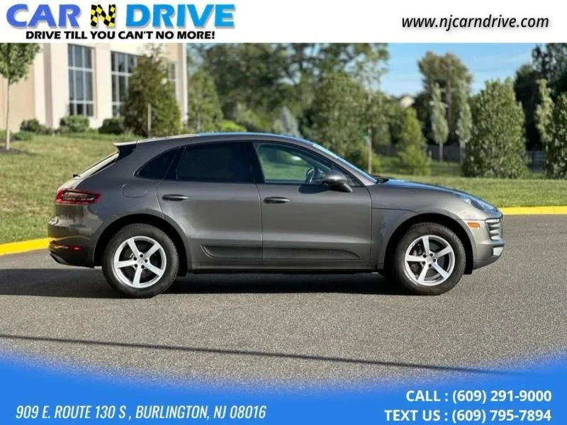 2018 Porsche Macan - Image 7 of 12