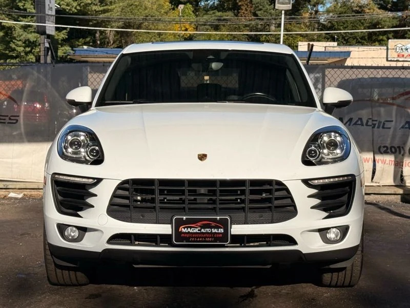 2018 Porsche Macan - Image 5 of 12