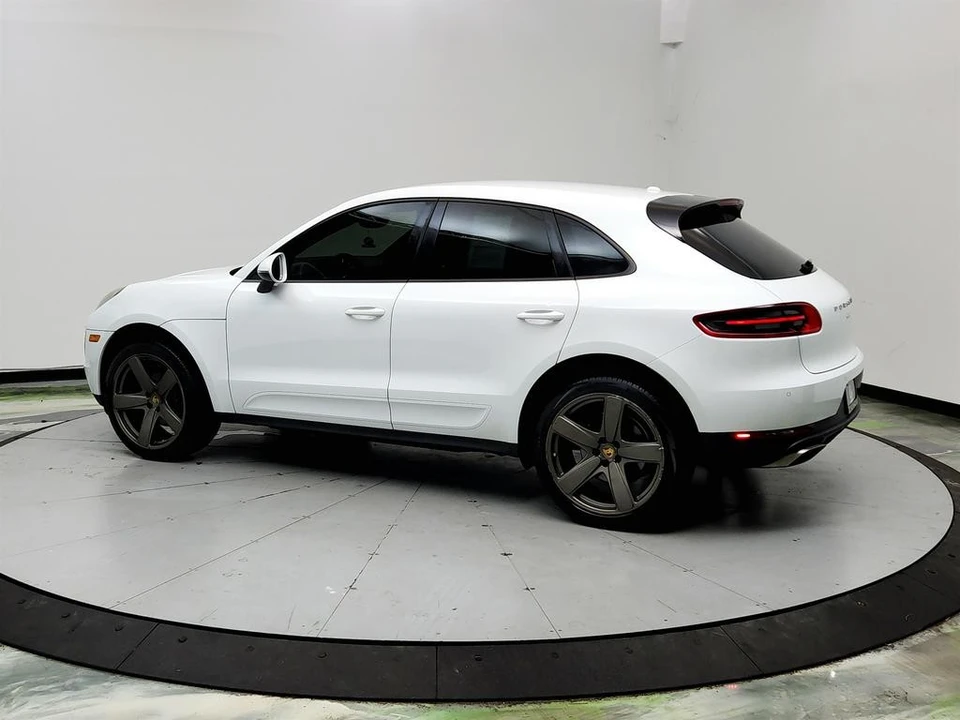 2018 Porsche Macan - Image 31 of 31