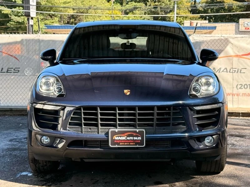 2018 Porsche Macan - Image 5 of 12