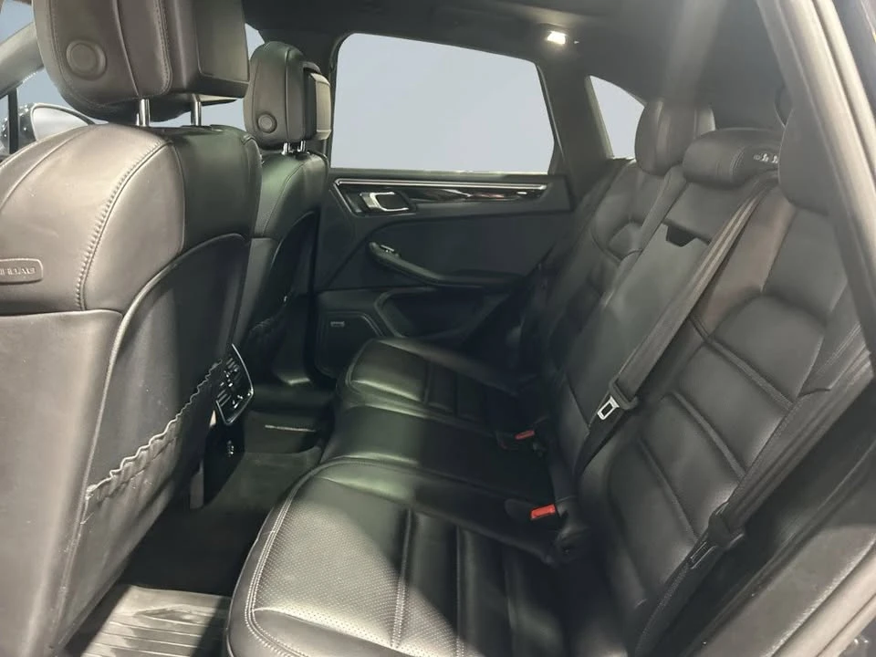 2018 Porsche Macan S - Image 9 of 19
