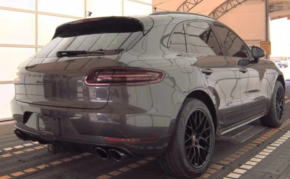 2018 Porsche Macan GTS - Image 3 of 5