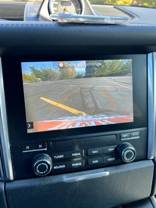 2018 Porsche Macan GTS - Image 13 of 17