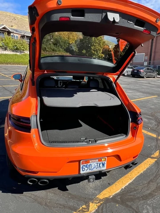 2018 Porsche Macan GTS - Image 16 of 17