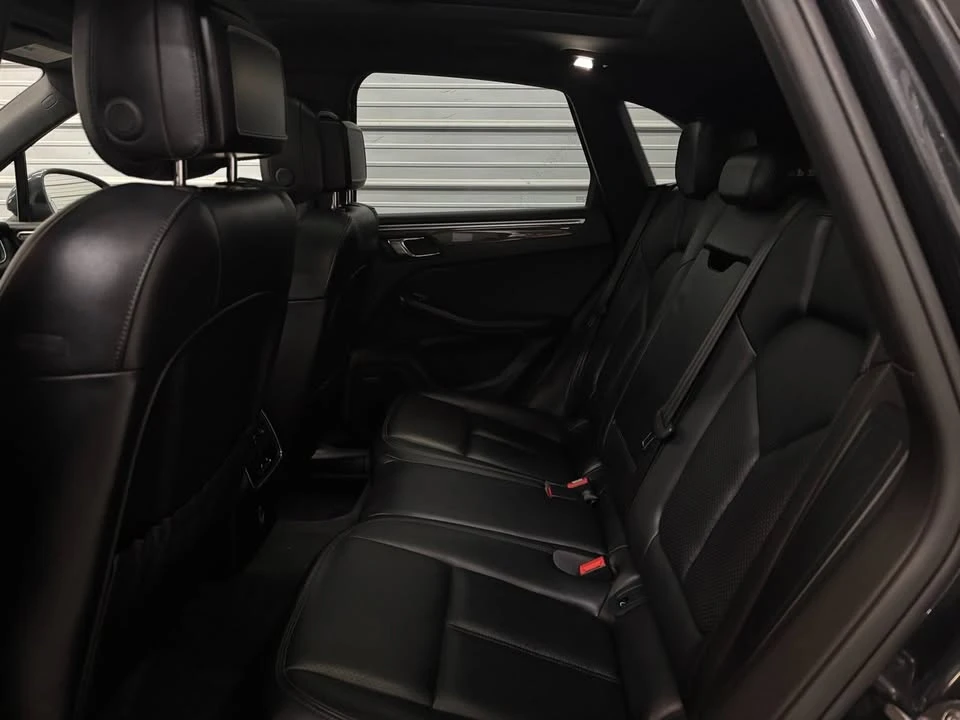 2018 Porsche Macan GTS - Image 12 of 16