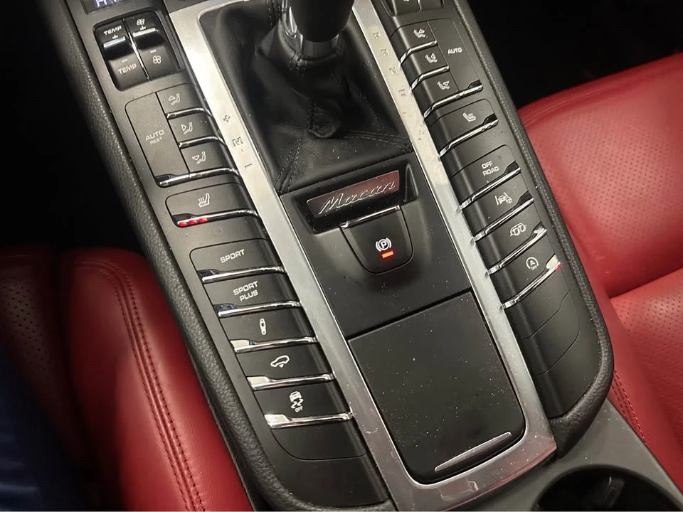 2018 Porsche Macan GTS - Image 7 of 11