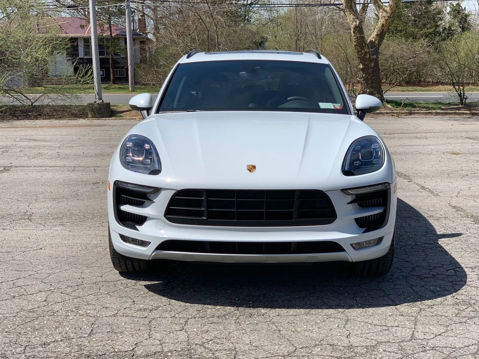 2018 Porsche Macan GTS - Image 3 of 9