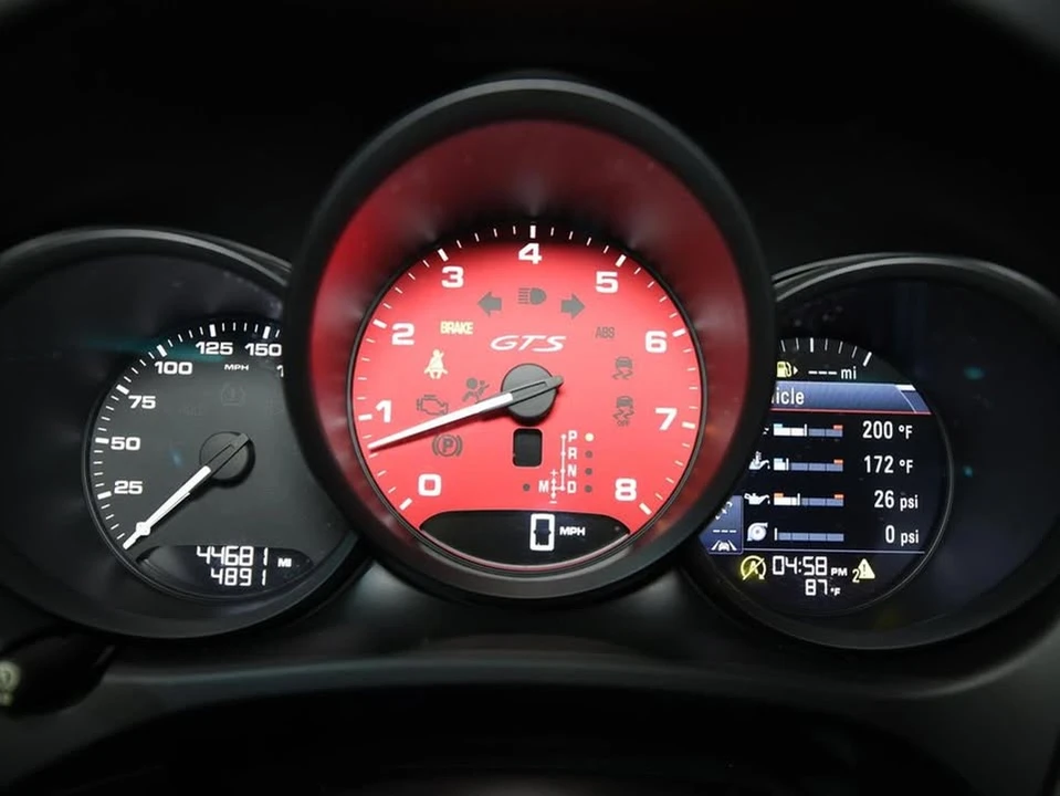 2018 Porsche Macan GTS - Image 16 of 18