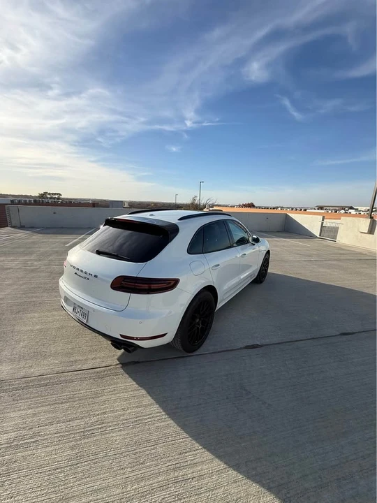 2018 Porsche Macan GTS - Image 6 of 8