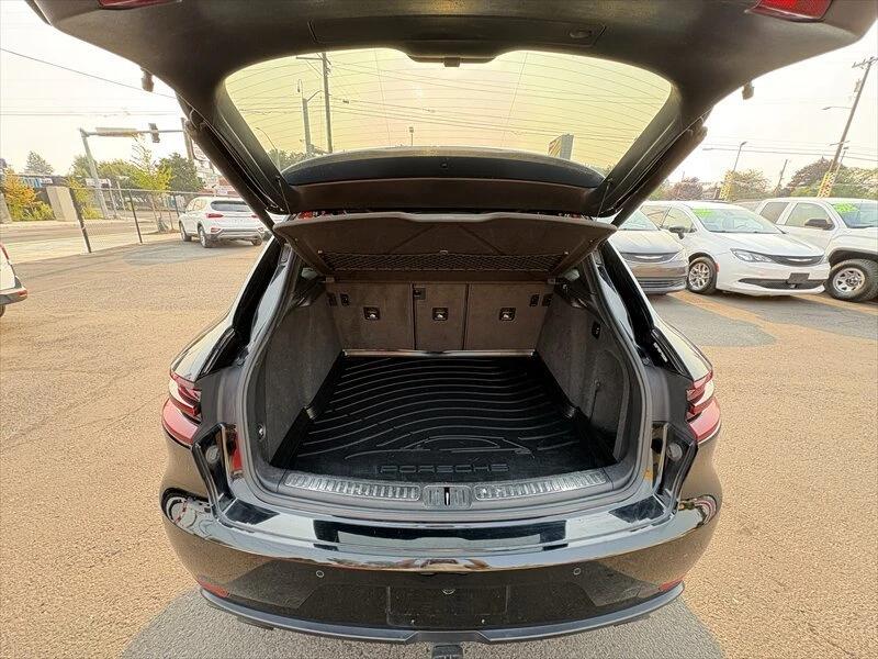 2018 Porsche Macan GTS - Image 19 of 20
