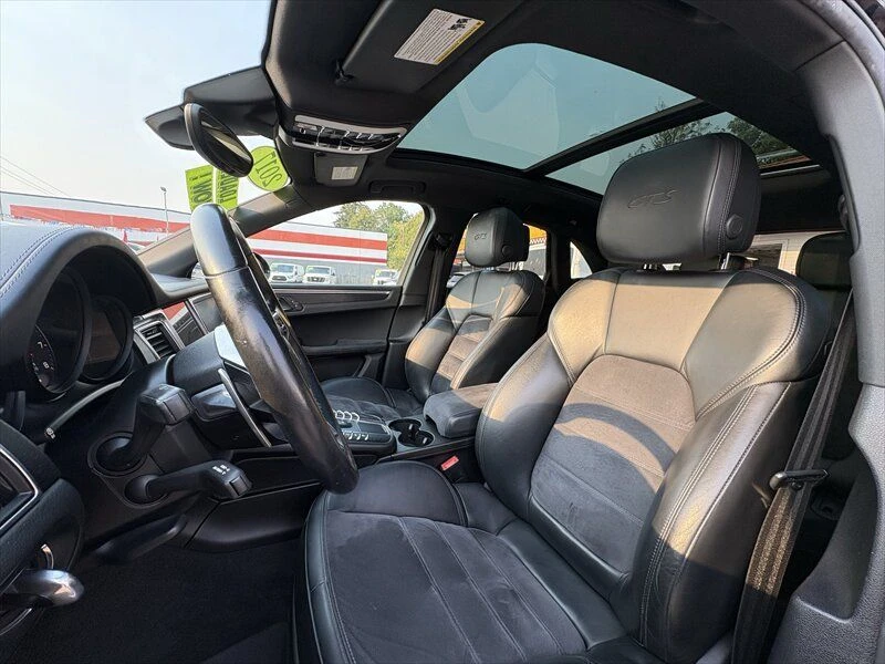 2018 Porsche Macan GTS - Image 11 of 20