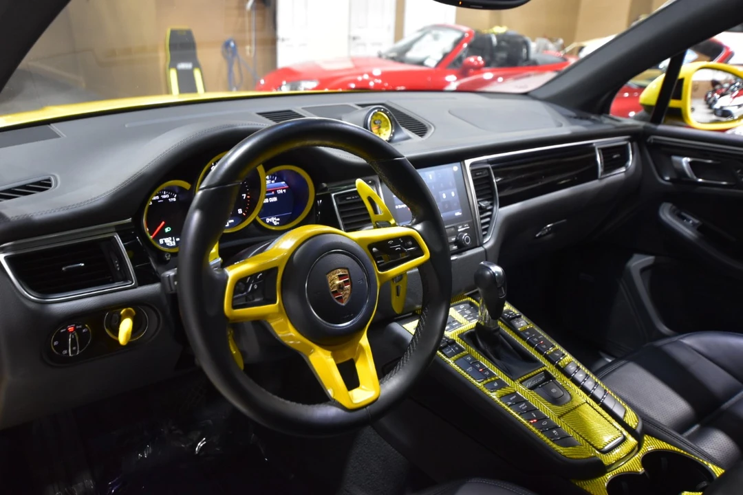 2018 Porsche Macan GTS - Image 17 of 21