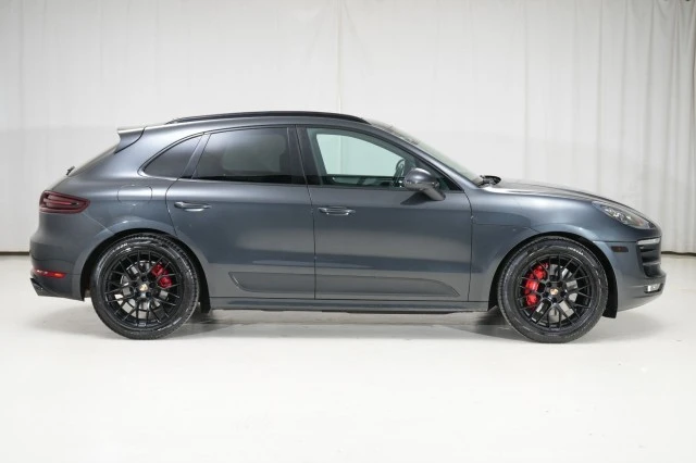 2018 Porsche Macan GTS - Image 16 of 21