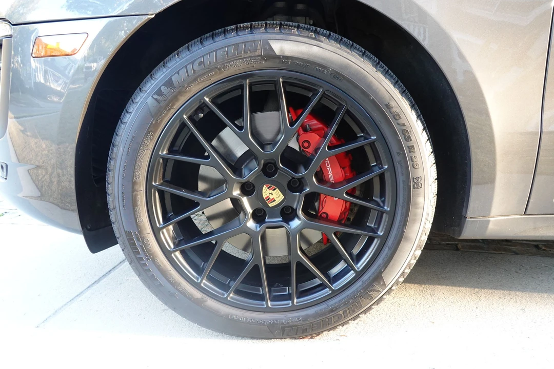 2018 Porsche Macan GTS - Image 10 of 13