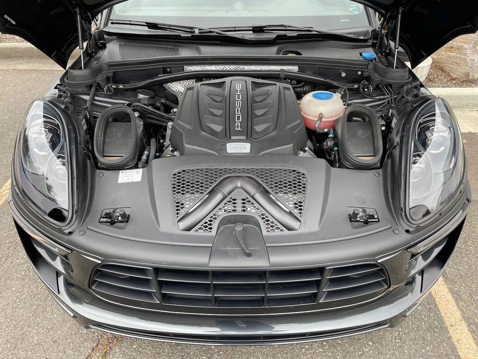 2018 Porsche Macan GTS - Image 3 of 16