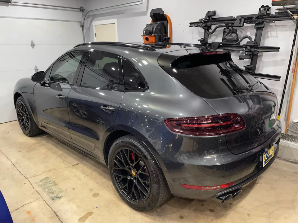 2018 Porsche Macan GTS - Image 9 of 16